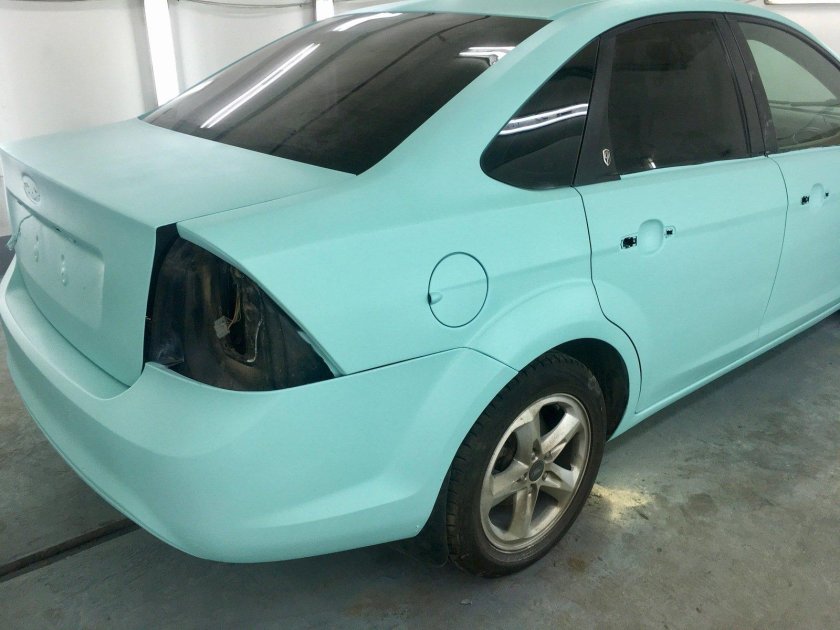 Белый Раптор на Мазда