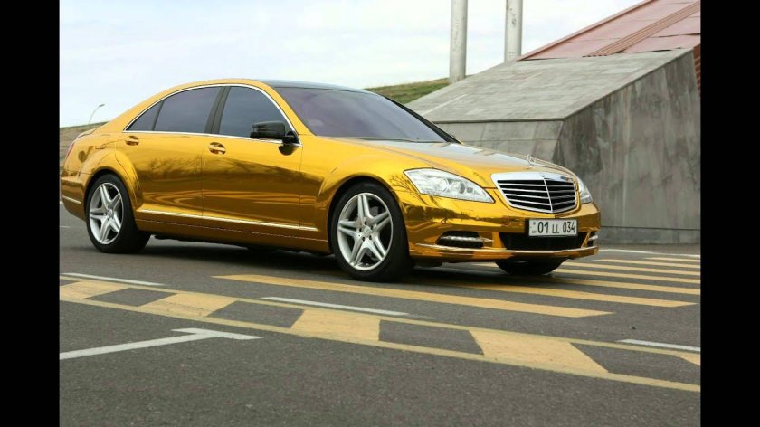 Золотой Мерседес w221