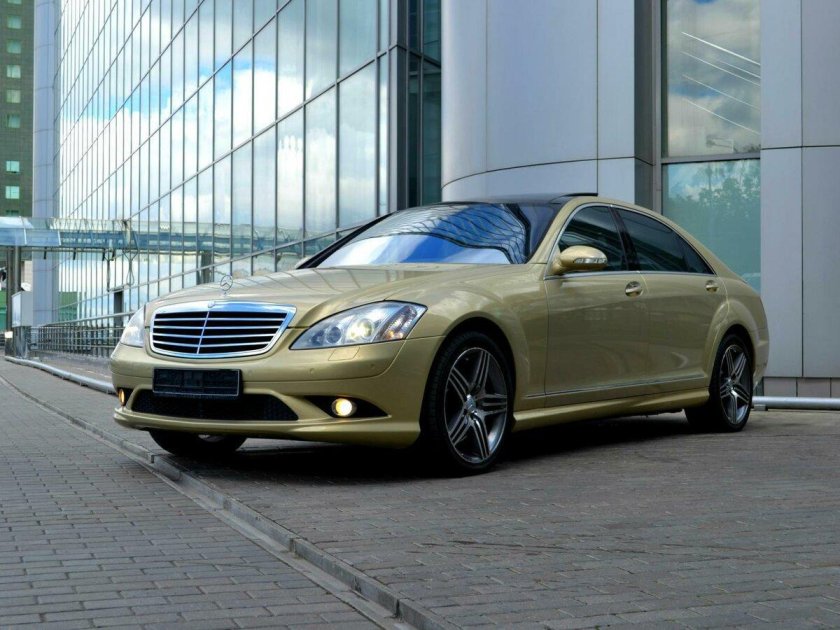 Золотой Мерседес 221