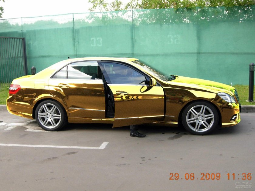 Золотой Мерседес w212