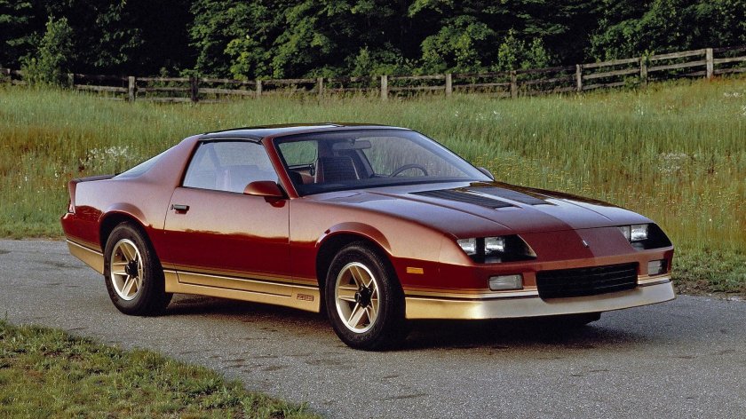 Chevrolet Camaro z28 1990