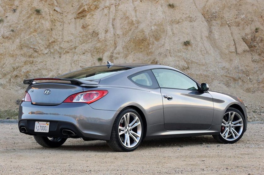 Хендай Дженезис купе