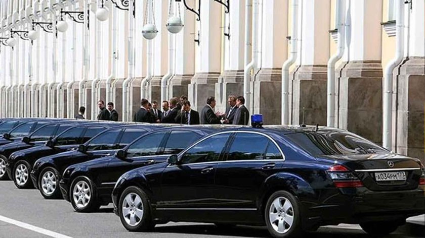 Мерседес 222 кортеж