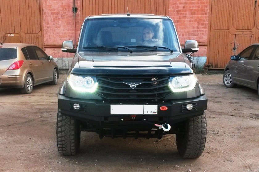 Силовой бампер OJ на УАЗ Патриот