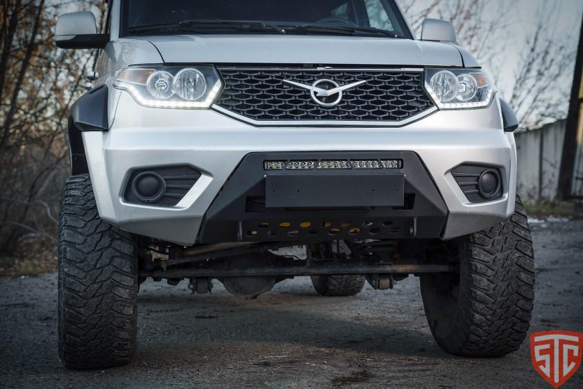 Бампер УАЗ Патриот 2018