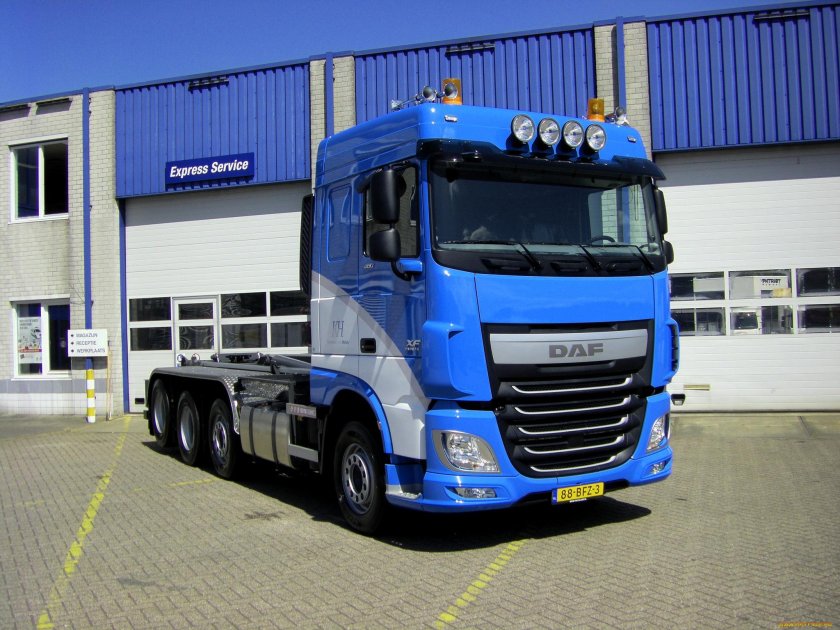 DAF XF 105 тягач