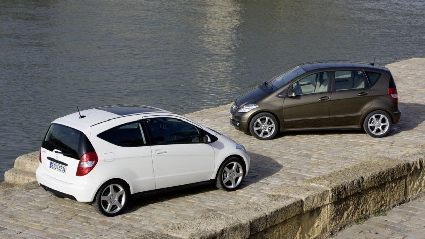 Мерседес с класс 3 двери