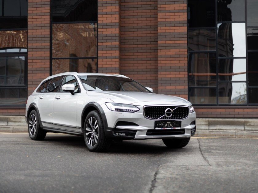 Ягуар внедорожник 2023