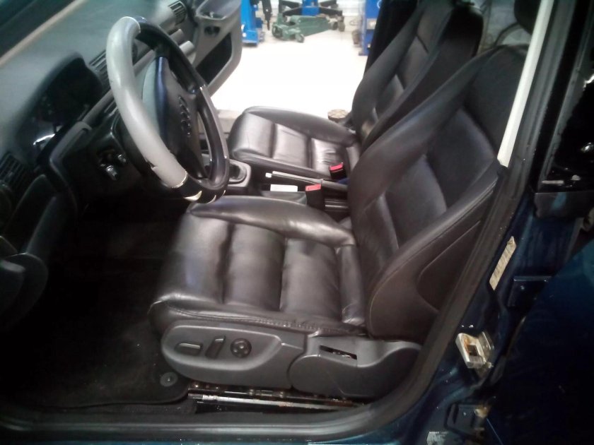 Кожаный салон Ауди а4 б5