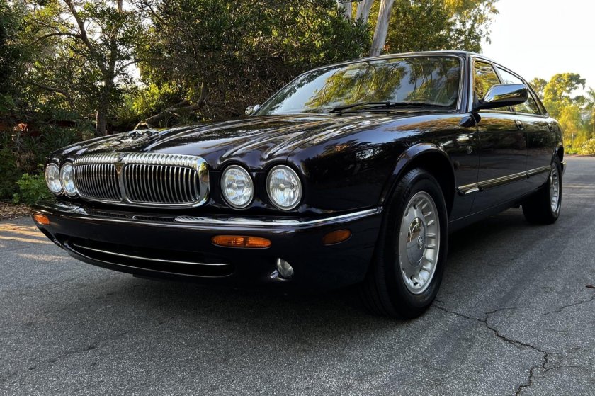 Jaguar xj8 1998