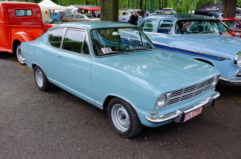 Opel Kadett b Coupe