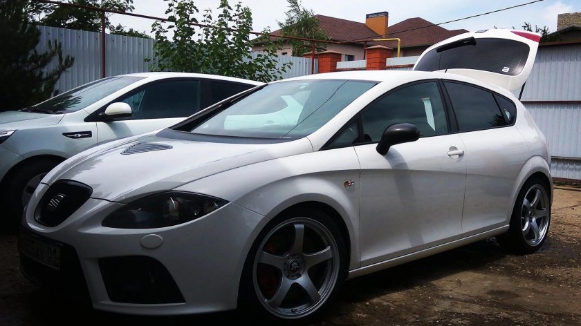 Seat Leon 2 r18