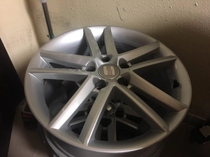 Диски r17 Seat Leon