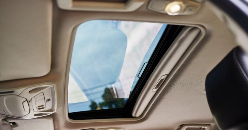 Panoramic Sliding sunroof/Glass sunroof