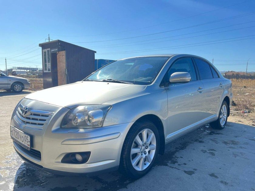 Тойота авенсис 2007 года