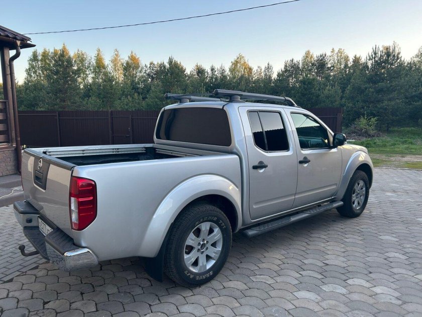 Nissan navara 2008
