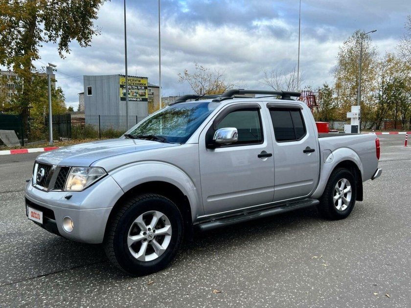 Nissan navara 2008