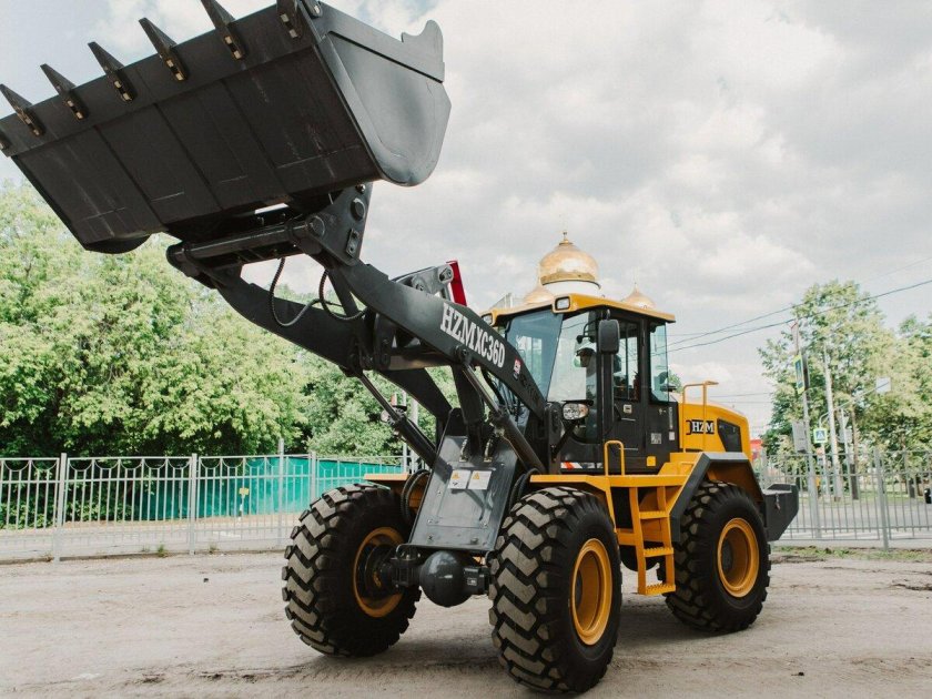 ТКМ 250 фронтальный погрузчик