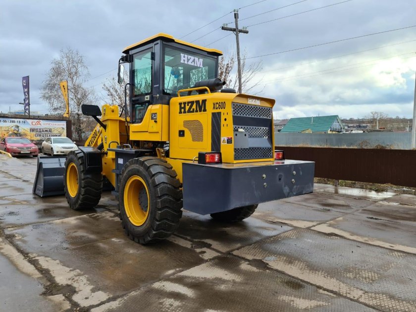 Фронтальный погрузчик HZM xc600