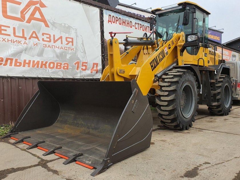 Фронтальный погрузчик HZM xc300