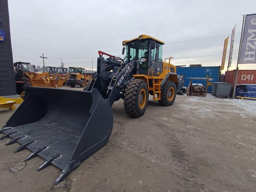 Фронтальный погрузчик hzmxc300