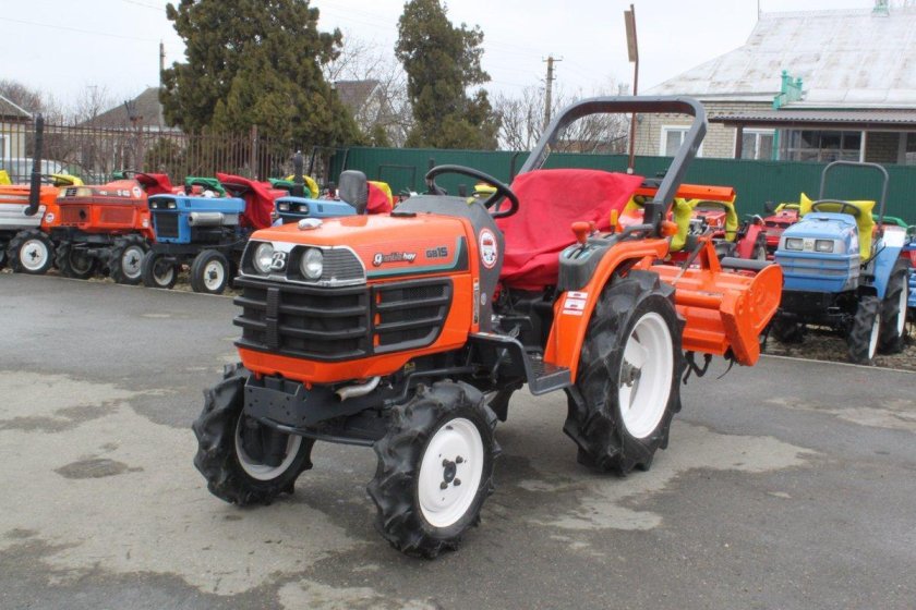 Японский трактор Кубота