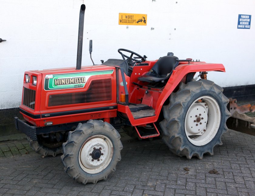 Минитрактор Хиномото