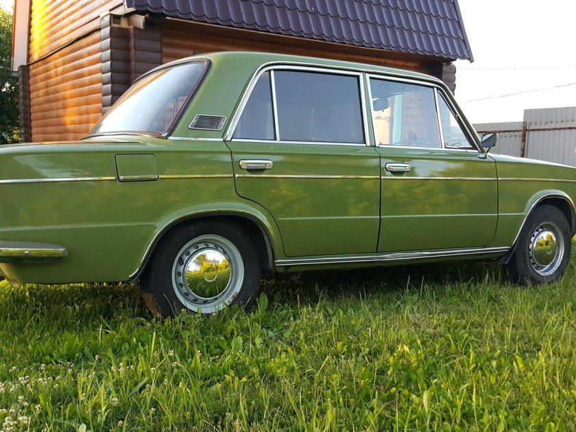 ВАЗ 2103 липа зеленая