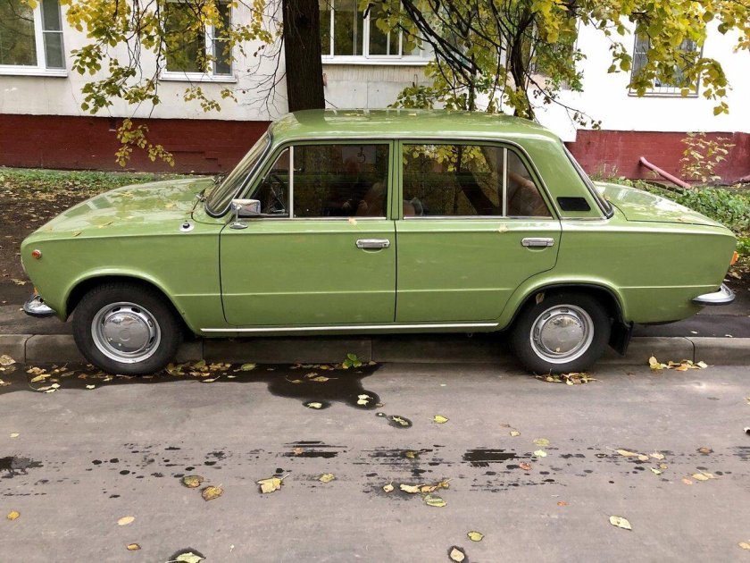 ВАЗ 2101 оливковый 340