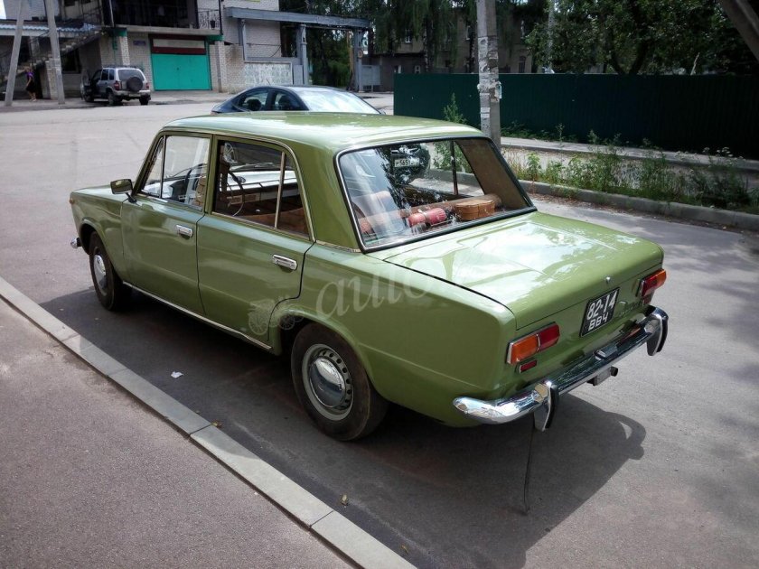 ВАЗ 2101 оливковый 340