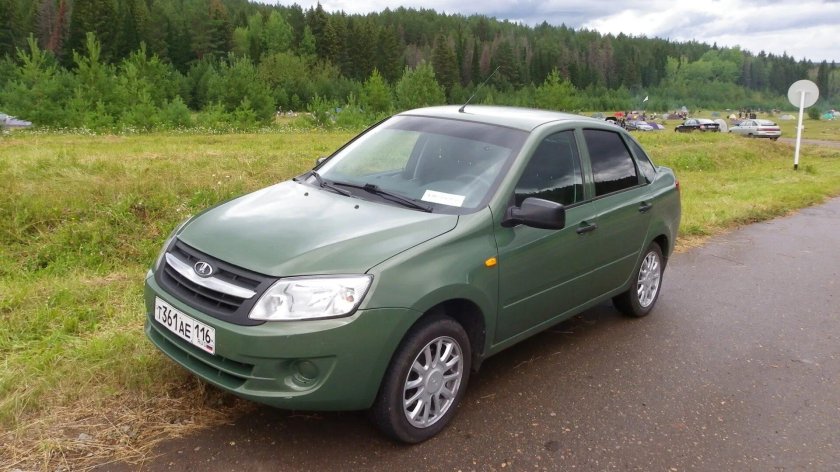 Лада Гранта цвет Аллигатор 309