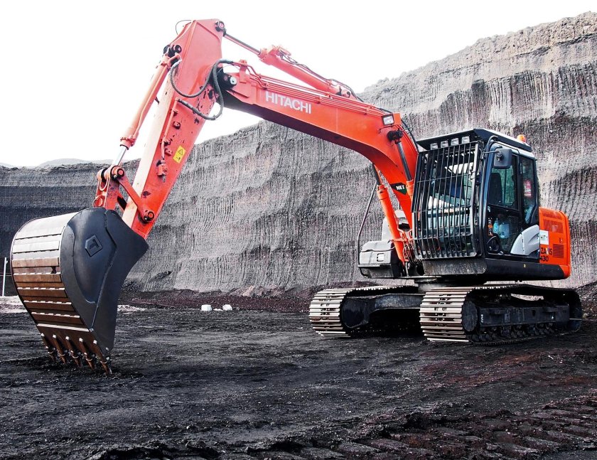 Экскаватор Хитачи 330