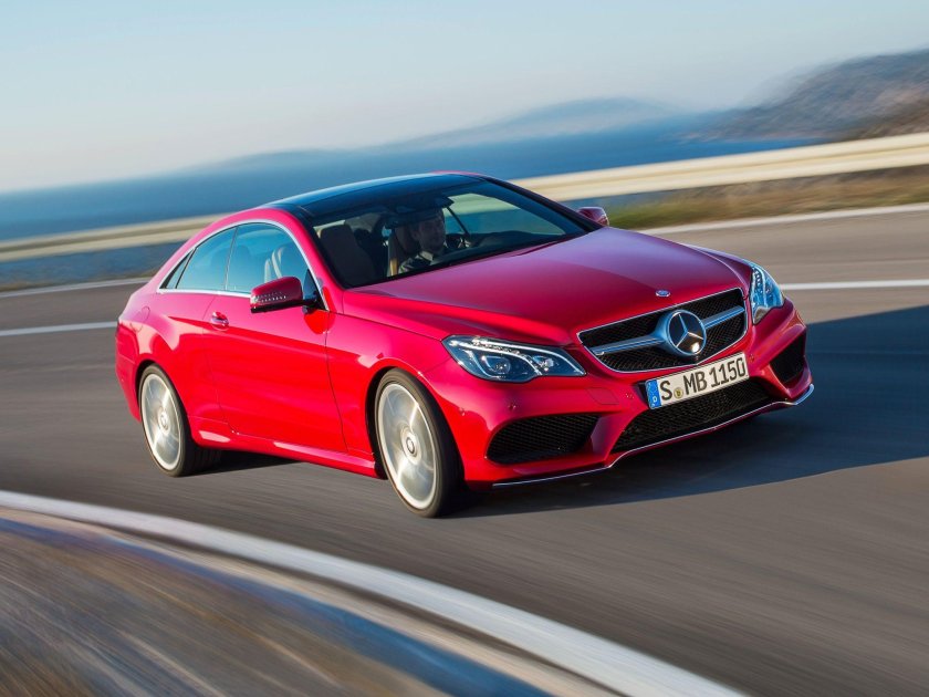 Мерседес Бенц е200 купе