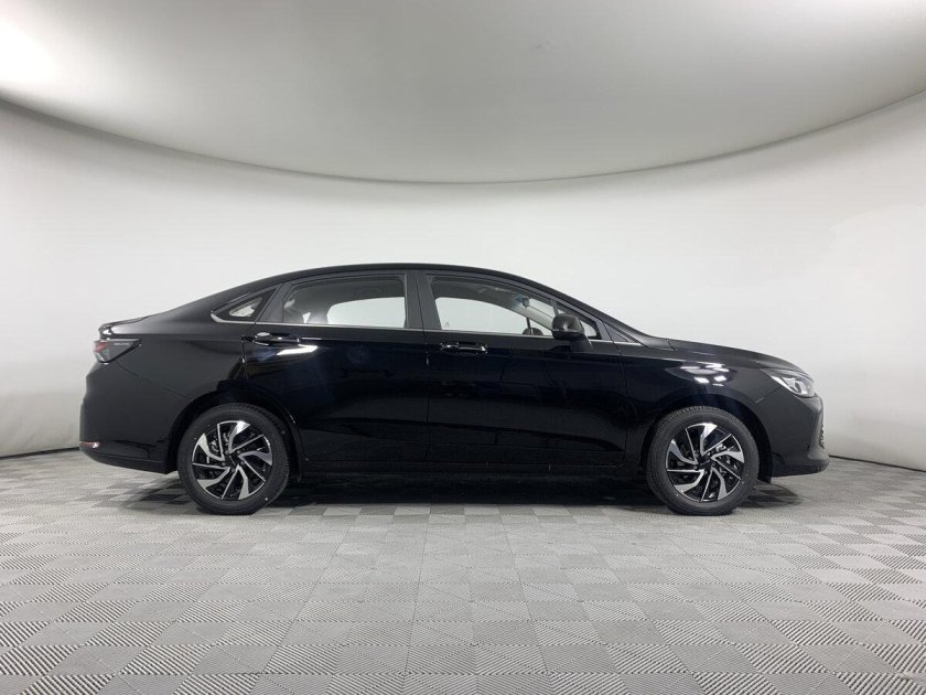 BAIC u5 черный