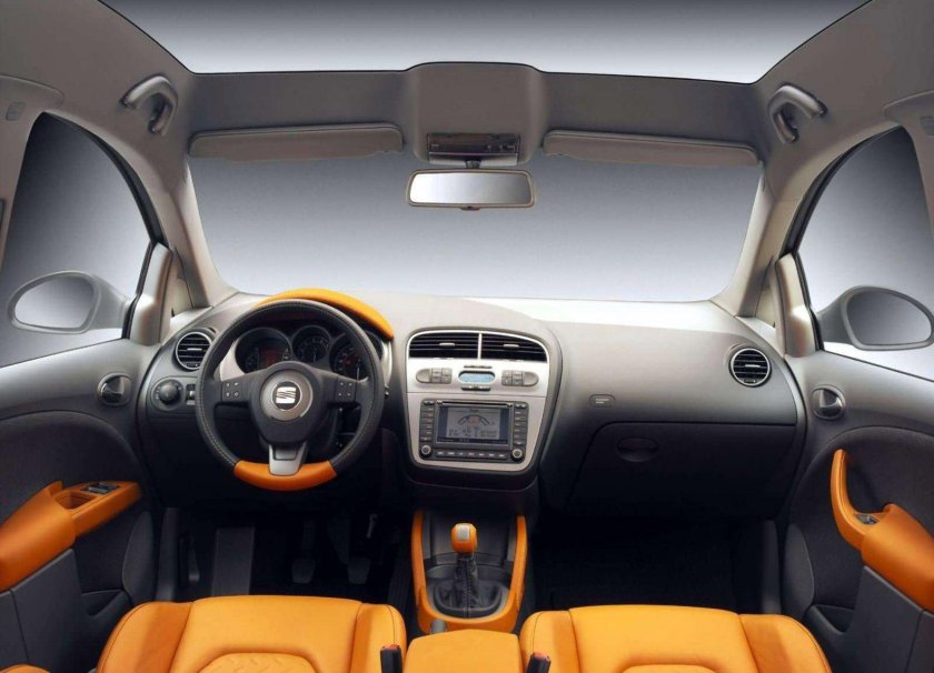 Сеат Толедо салон