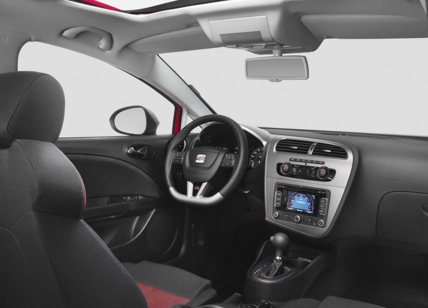 Сеат Леон 2 салон