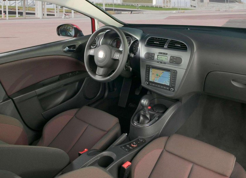 Seat Leon 2 салон