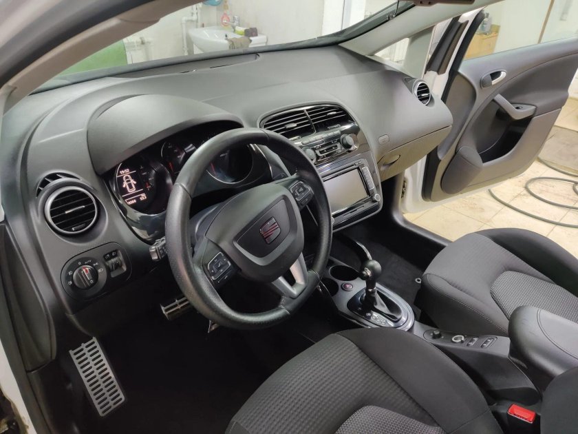 Seat Altea салон