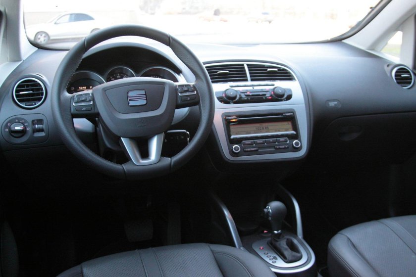 Seat Altea салон