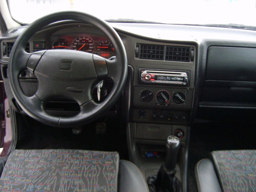 Seat Toledo 1 салон