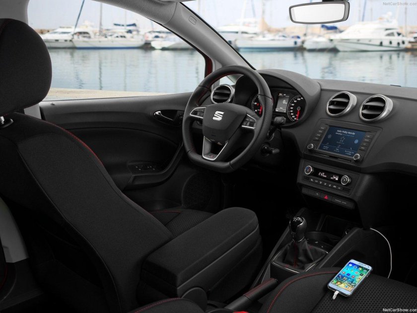 Seat Ibiza салон