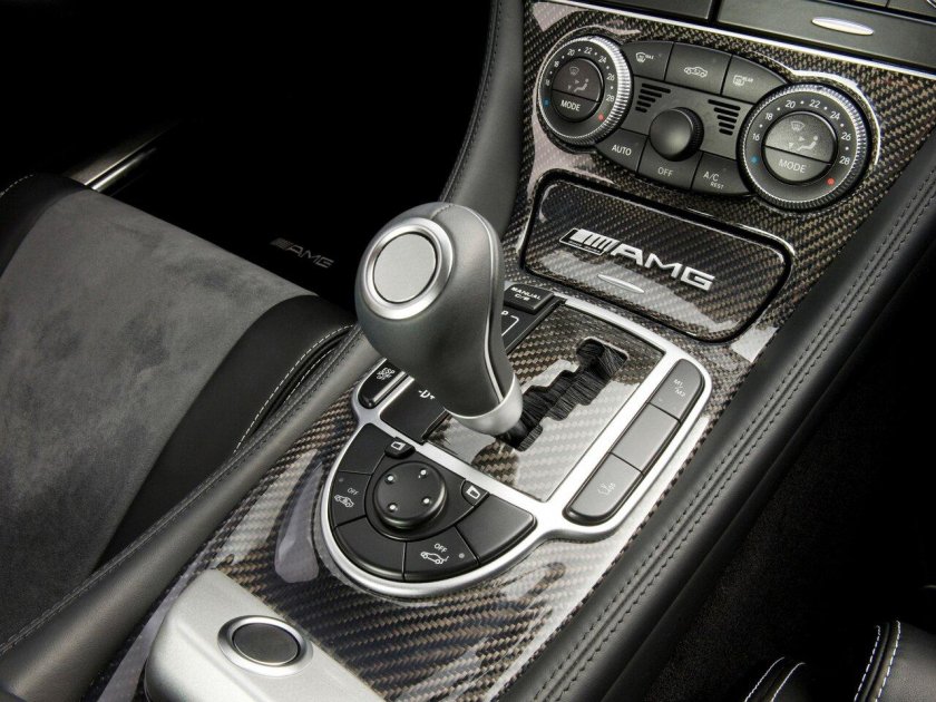 Mercedes Benz sl65 AMG Black