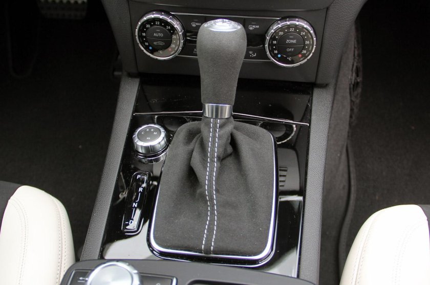 Ручка КПП Мерседес w204