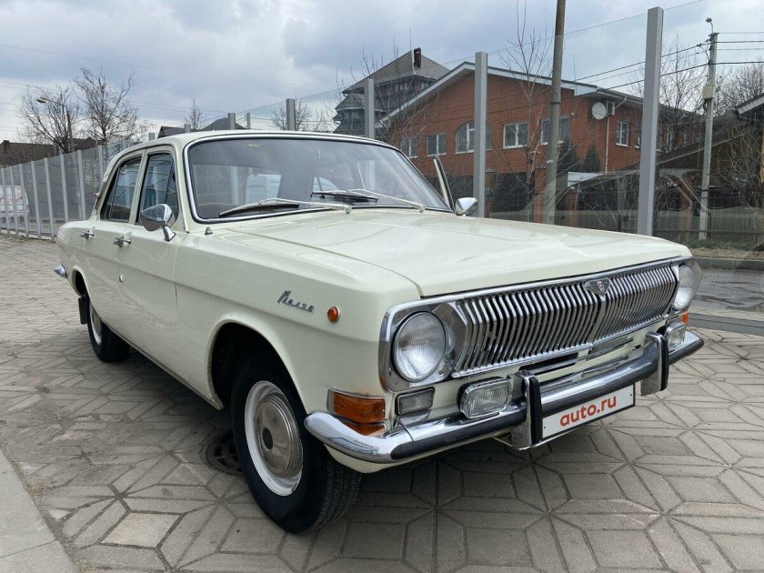 Матовая Волга 1983 года