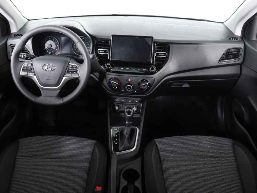 Хендай Солярис 2 Рестайлинг салон