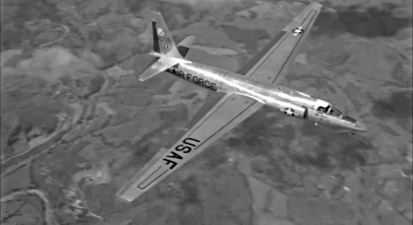 U-2 самолет разведчик