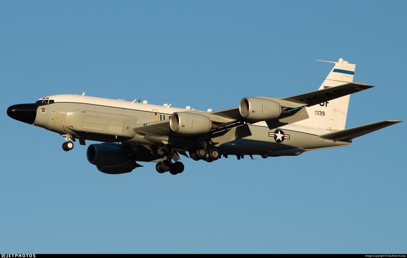 Boeing RC-135w