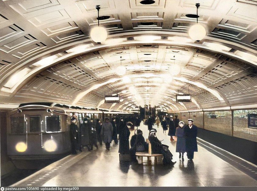 Метро библиотека имени Ленина 1935