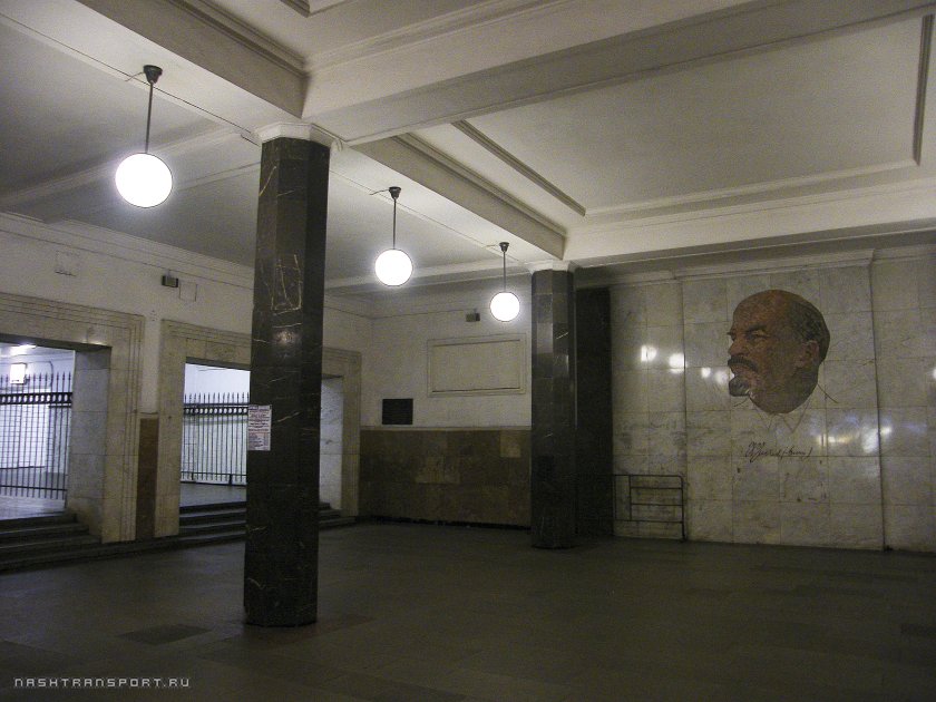 Московский метрополитен станция библиотека имени Ленина