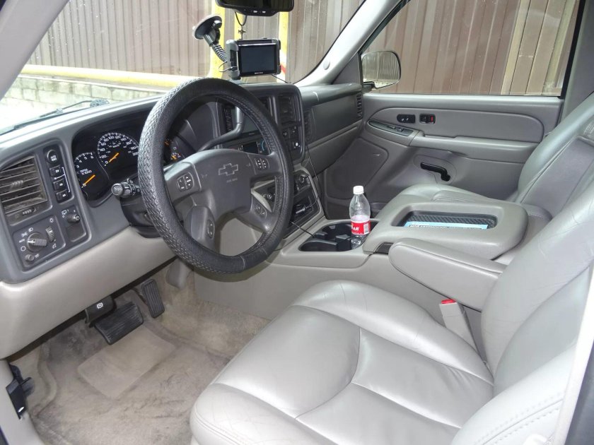 Шевроле Тахо 2023 салон